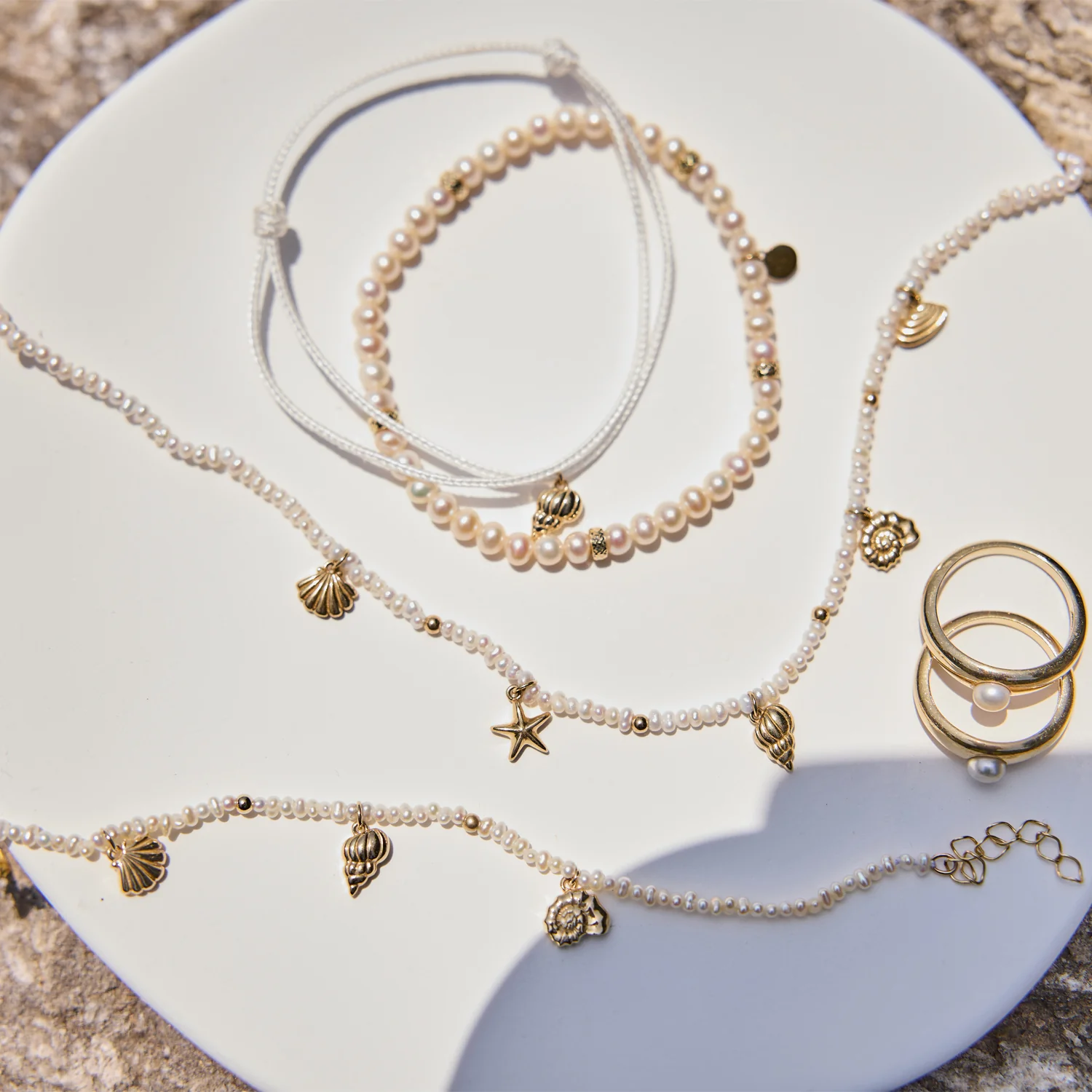 Soleil Seashell Cord Bracelet - Image 4